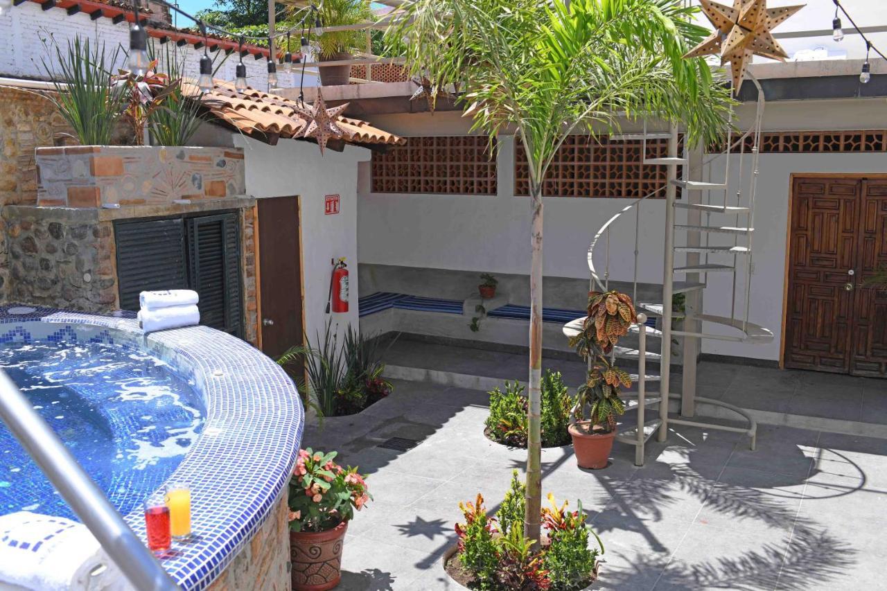 Petit Hotel Pilitas (Adults Only) Puerto Vallarta Kültér fotó
