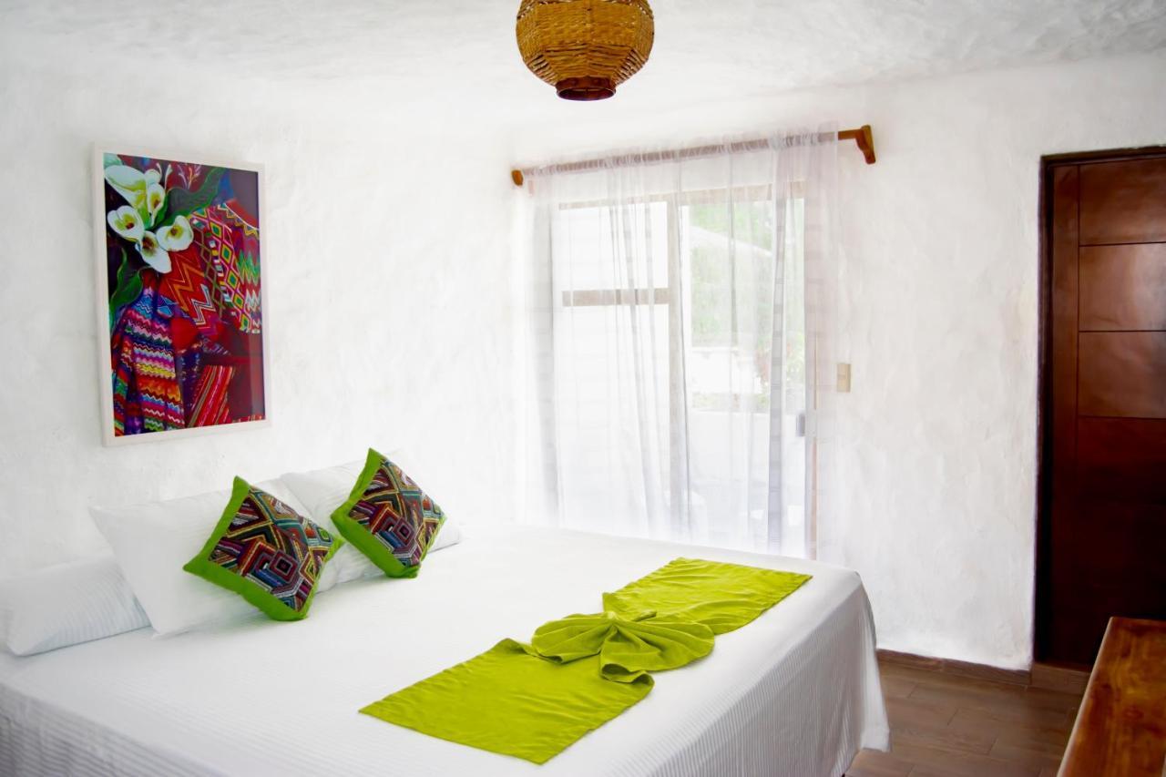Petit Hotel Pilitas (Adults Only) Puerto Vallarta Kültér fotó