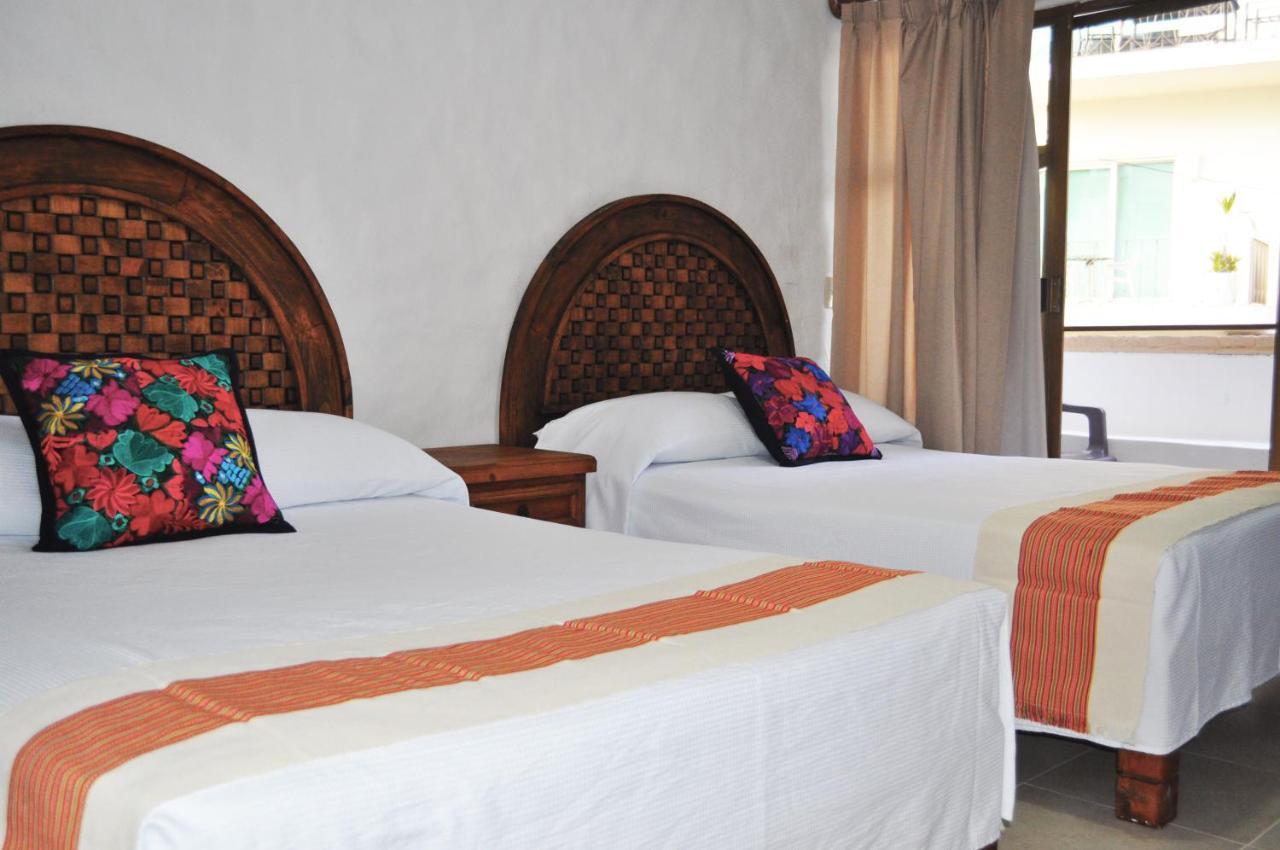 Petit Hotel Pilitas (Adults Only) Puerto Vallarta Kültér fotó