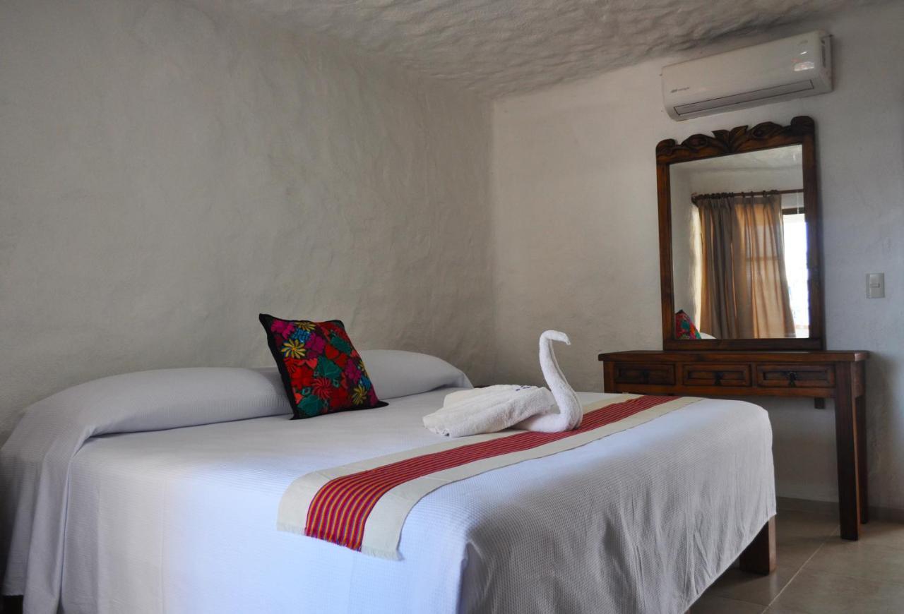 Petit Hotel Pilitas (Adults Only) Puerto Vallarta Kültér fotó